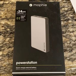 Mophie powerstation quick charge external battery